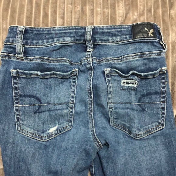American eagle ripped jeans - Picture 2 of 3